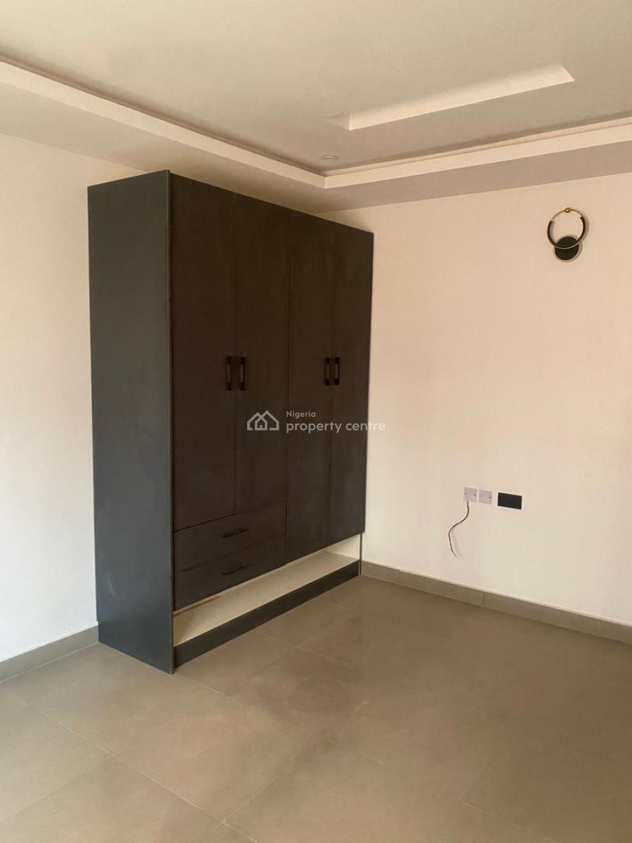 Stunning 3 Bedroom Flat on The Ground Floor Along a Tarred Road, Jahi, Abuja, Flat / Apartment for Rent