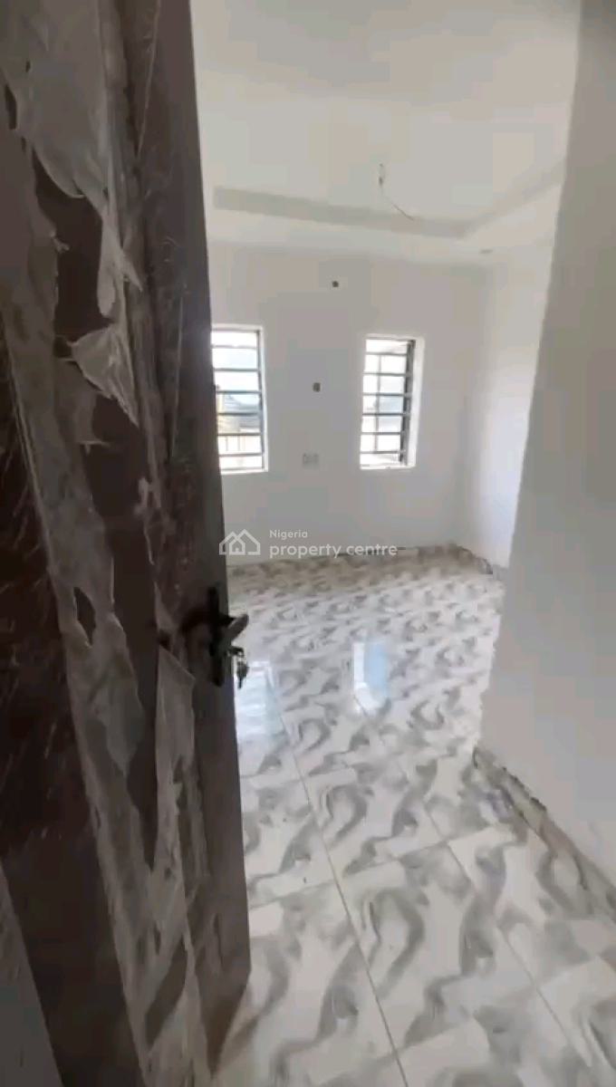 Brand Newly Built Miniflat (upstairs), Waec, Fadeyi, Shomolu, Lagos, Mini Flat (room and Parlour) for Rent