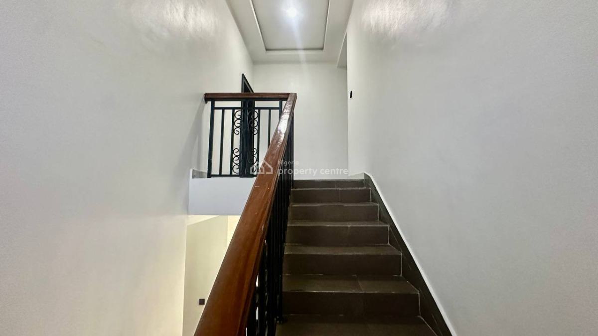 Brand New Very Spacious 5 Bed with Big Compound & Gov Consent, Chisco, Ikate, Lekki, Lagos, Detached Duplex for Sale