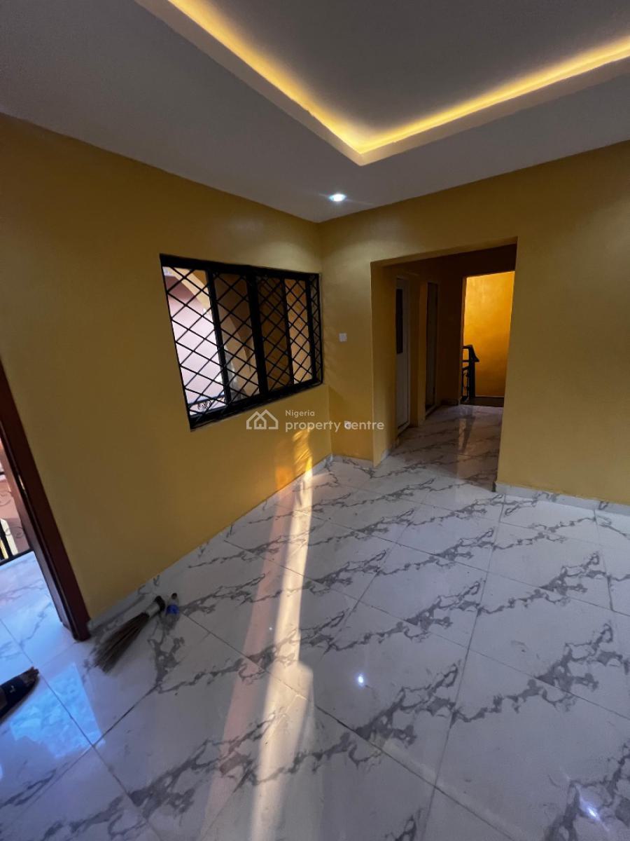 Spacious 3-bedroom Duplex with 2 Living Rooms and Sit-out, Thomas Estate, Ajah, Lagos, Flat / Apartment for Rent
