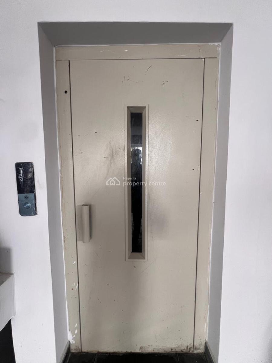 Spacious 3 Bedroom Apartment with Elevator, Swimming Pool, and Gym, Spacious 2 Bedroom Apartment with Elevator, Swimming Pool, and Gym, Lekki Phase 1, Lekki, Lagos, Flat / Apartment for Sale