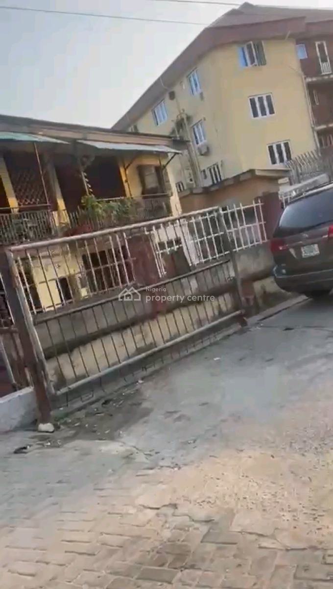Block of 4 Flats, Iwaya Road, Iwaya, Yaba, Lagos, Block of Flats for Sale