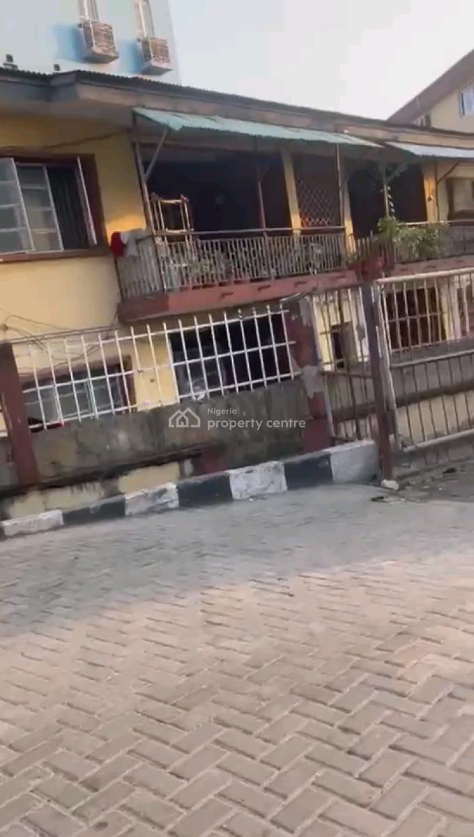 Block of 4 Flats, Iwaya Road, Iwaya, Yaba, Lagos, Block of Flats for Sale