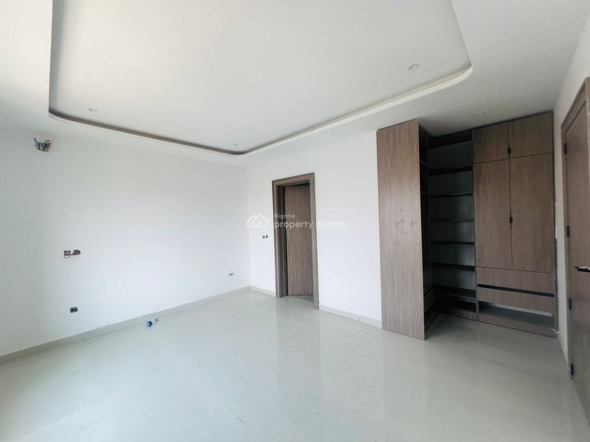 Luxury 2 Bedroom Apartments, Lekki Phase 1, Lekki, Lagos, Flat / Apartment for Sale