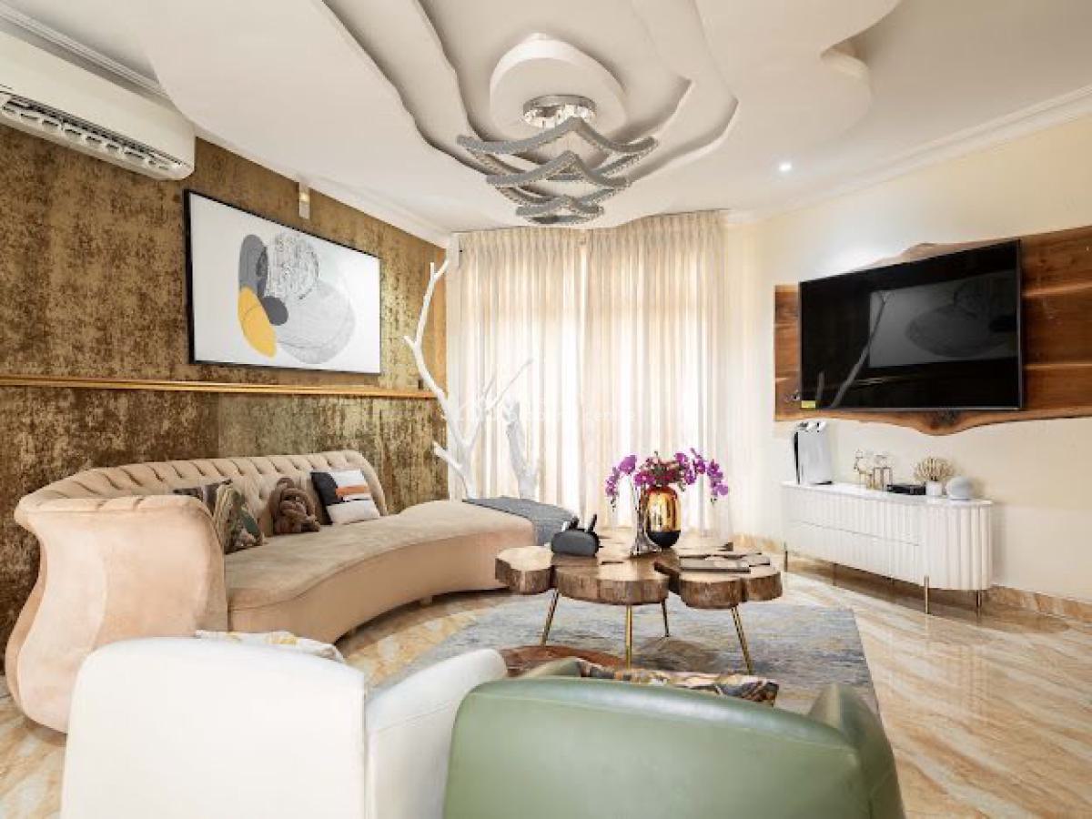 - Luxury 1-bedroom Apartment with Pool, Snooker & Gym., Old Ikoyi, Ikoyi, Lagos, Flat / Apartment Short Let