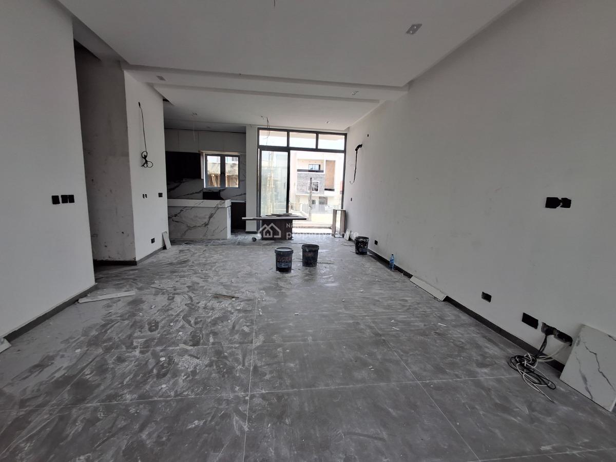 Self Compound 3 Bedroom Terraced Duplex with Bq, Lekki Phase 1, Lekki, Lagos, House for Sale