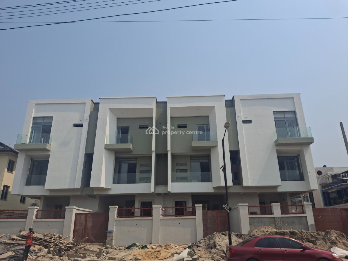Self Compound 3 Bedroom Terraced Duplex with Bq, Lekki Phase 1, Lekki, Lagos, House for Sale