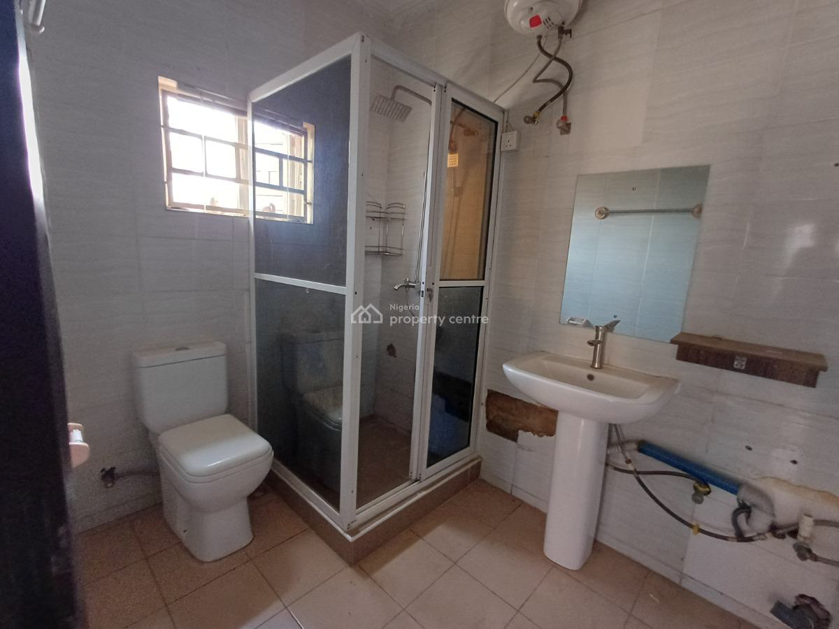 Lovely Spacious 2 Bedroom Flat on The Third Floor, Wuye, Abuja, Flat / Apartment for Rent