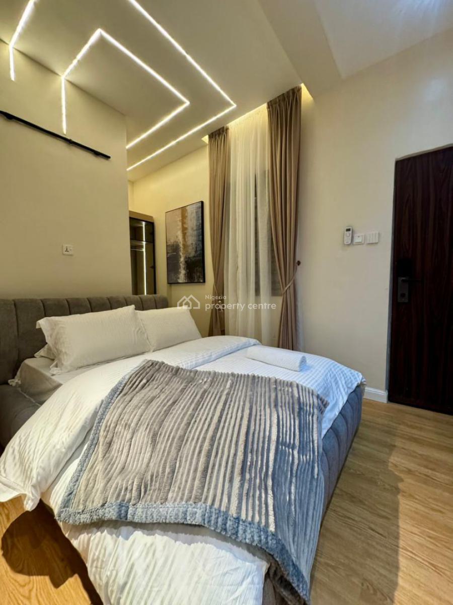 : Newly Launched 3 Bedroom Apartment with Swimming Pool, Gym, Smart, Victoria Island (vi), Lagos, Flat / Apartment Short Let