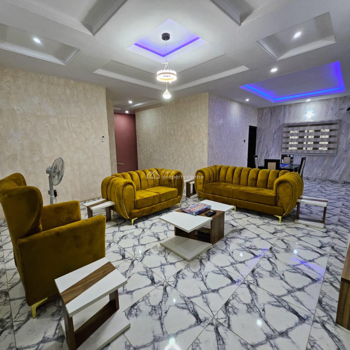 a Contemporary Built and Tastefully Furnished Three (3)bedroom Furnish, Kolapo Ishola Gra, Ibadan, Oyo, House for Rent