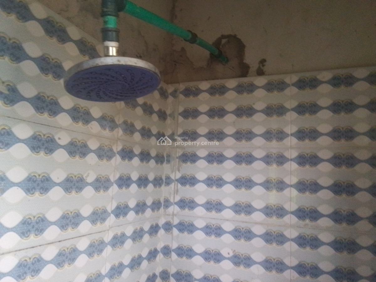 Luxury Self Contain with Excellent Features, Nurudeen Dali Street, Ogombo, Ajah, Lagos, Self Contain (single Rooms) for Rent