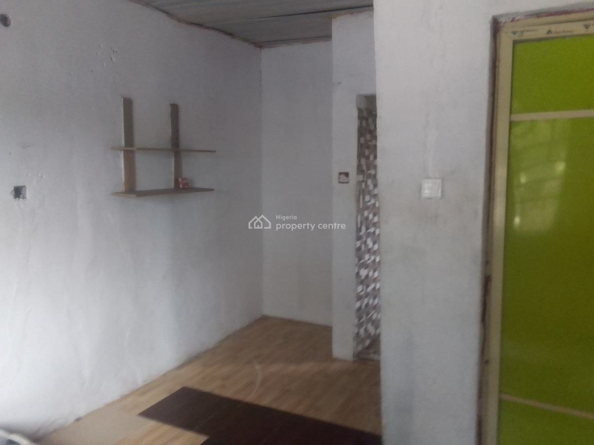Luxury Self Contain with Excellent Features, Nurudeen Dali Street, Ogombo, Ajah, Lagos, Self Contain (single Rooms) for Rent