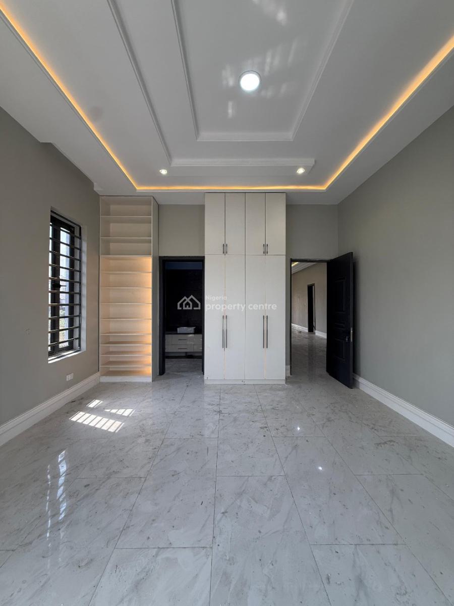 Luxury Built 5 Bedrooms Mansion with an Attached Bq, Aerodrome Gra, Samonda, Ibadan, Oyo, Detached Duplex for Sale