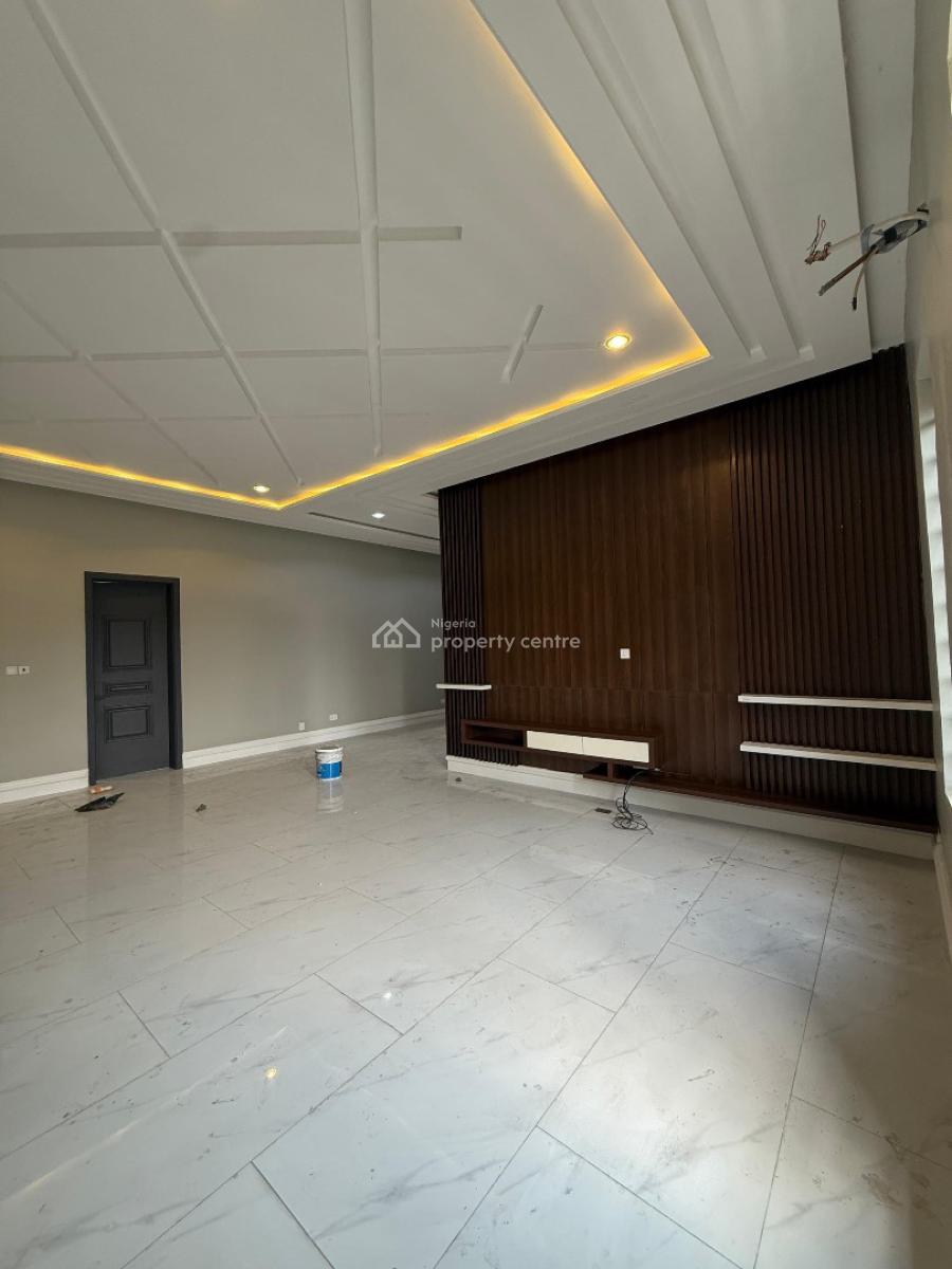 Luxury Built 5 Bedrooms Mansion with an Attached Bq, Aerodrome Gra, Samonda, Ibadan, Oyo, Detached Duplex for Sale