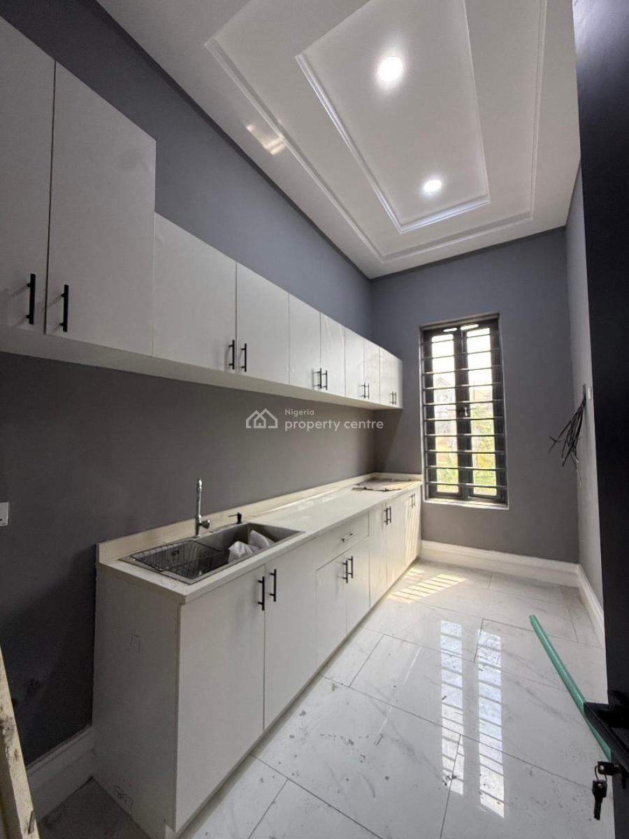 Luxury Built 5 Bedrooms Mansion with an Attached Bq, Aerodrome Gra, Samonda, Ibadan, Oyo, Detached Duplex for Sale