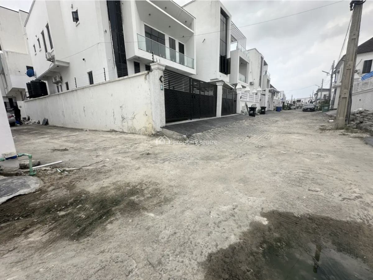 Ample 4 Bedroom Duplex, Orchid Road, Lekki, Lagos, Detached Duplex for Sale