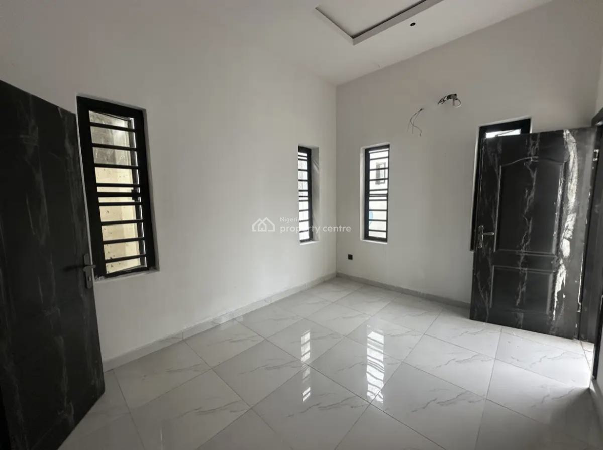 Ample 4 Bedroom Duplex, Orchid Road, Lekki, Lagos, Detached Duplex for Sale