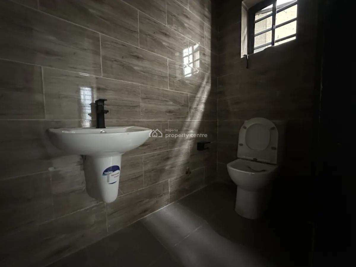 Ample 4 Bedroom Duplex, Orchid Road, Lekki, Lagos, Detached Duplex for Sale