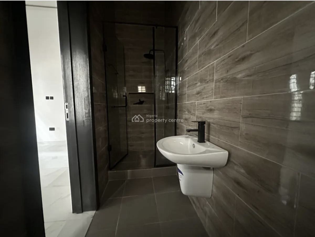 Ample 4 Bedroom Duplex, Orchid Road, Lekki, Lagos, Detached Duplex for Sale