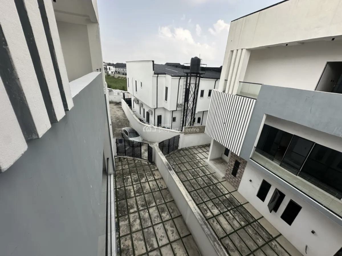 Ample 4 Bedroom Duplex, Orchid Road, Lekki, Lagos, Detached Duplex for Sale