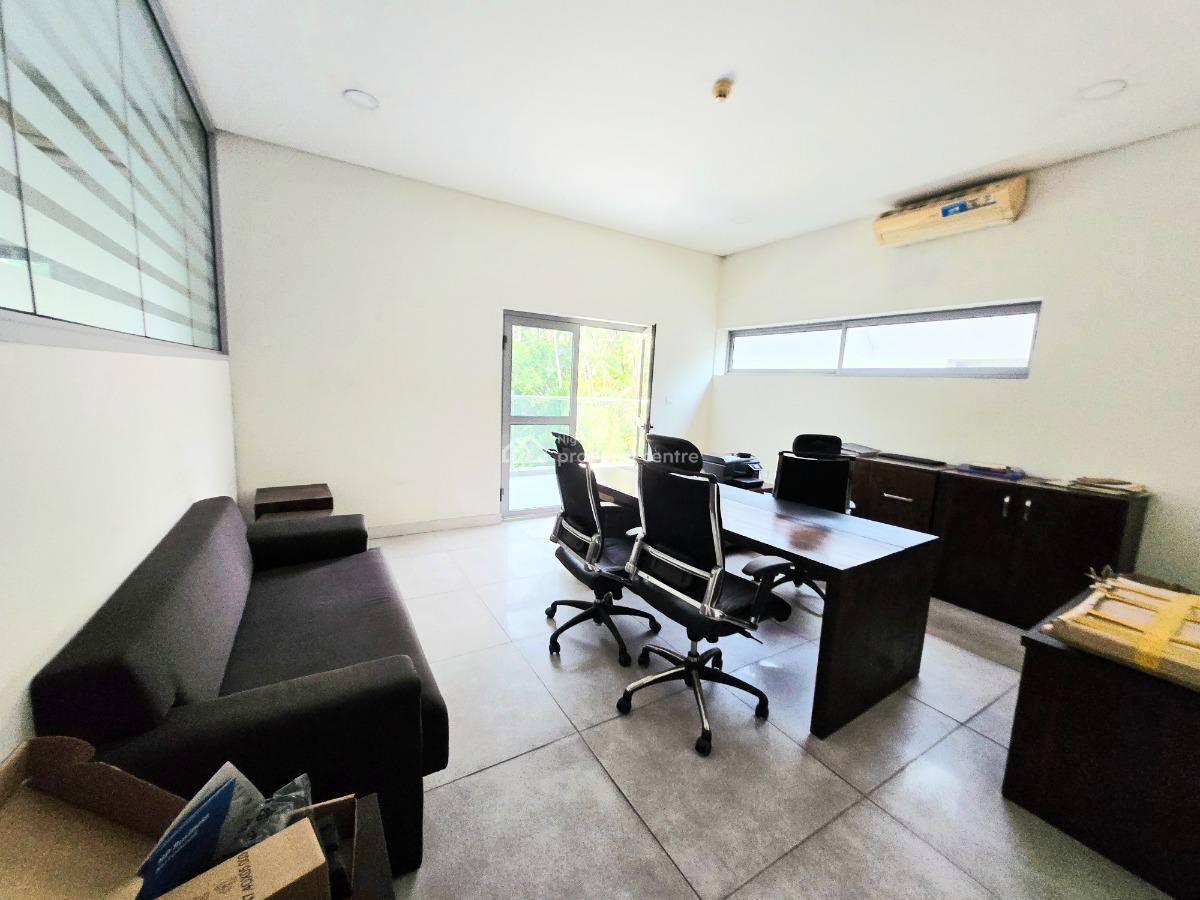 7 Bedroom Detached Duplex, Victoria Island (vi), Lagos, Office Space for Sale