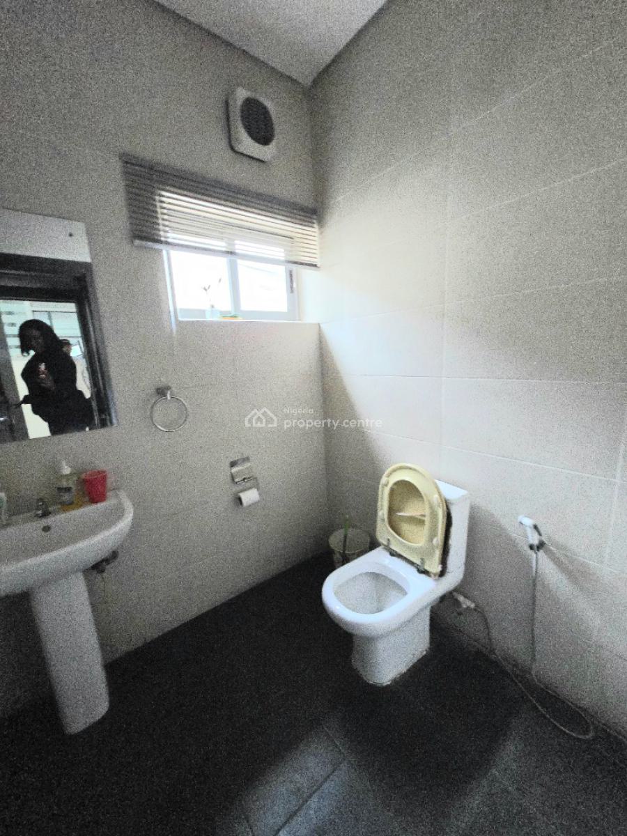 7 Bedroom Detached Duplex, Victoria Island (vi), Lagos, Office Space for Sale
