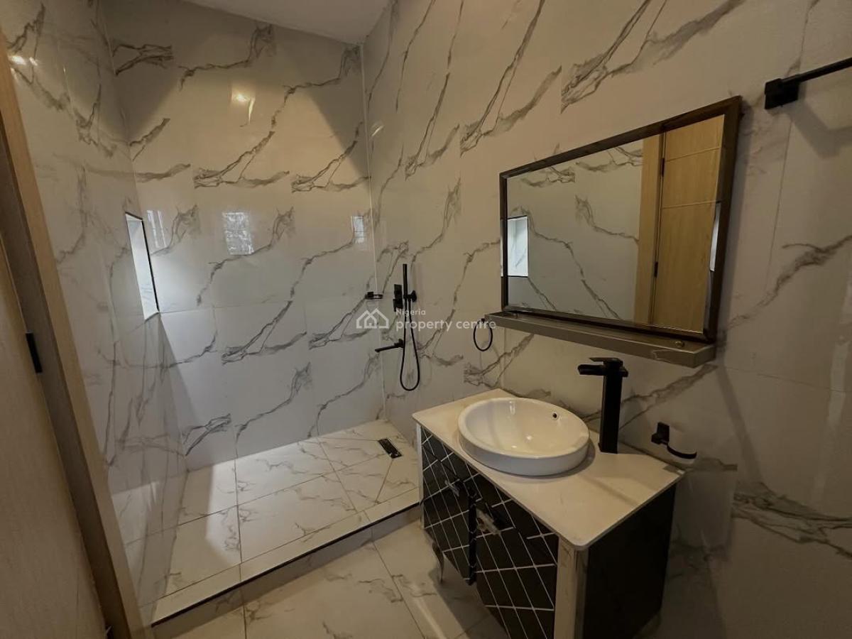 Elegant 6 Bedroom Terraced Duplex with 3 Living Room and a Bq, Wuse, Abuja, Terraced Duplex for Sale