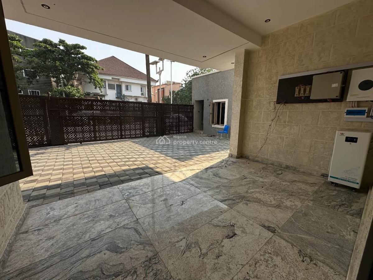 Elegant 6 Bedroom Terraced Duplex with 3 Living Room and a Bq, Wuse, Abuja, Terraced Duplex for Sale