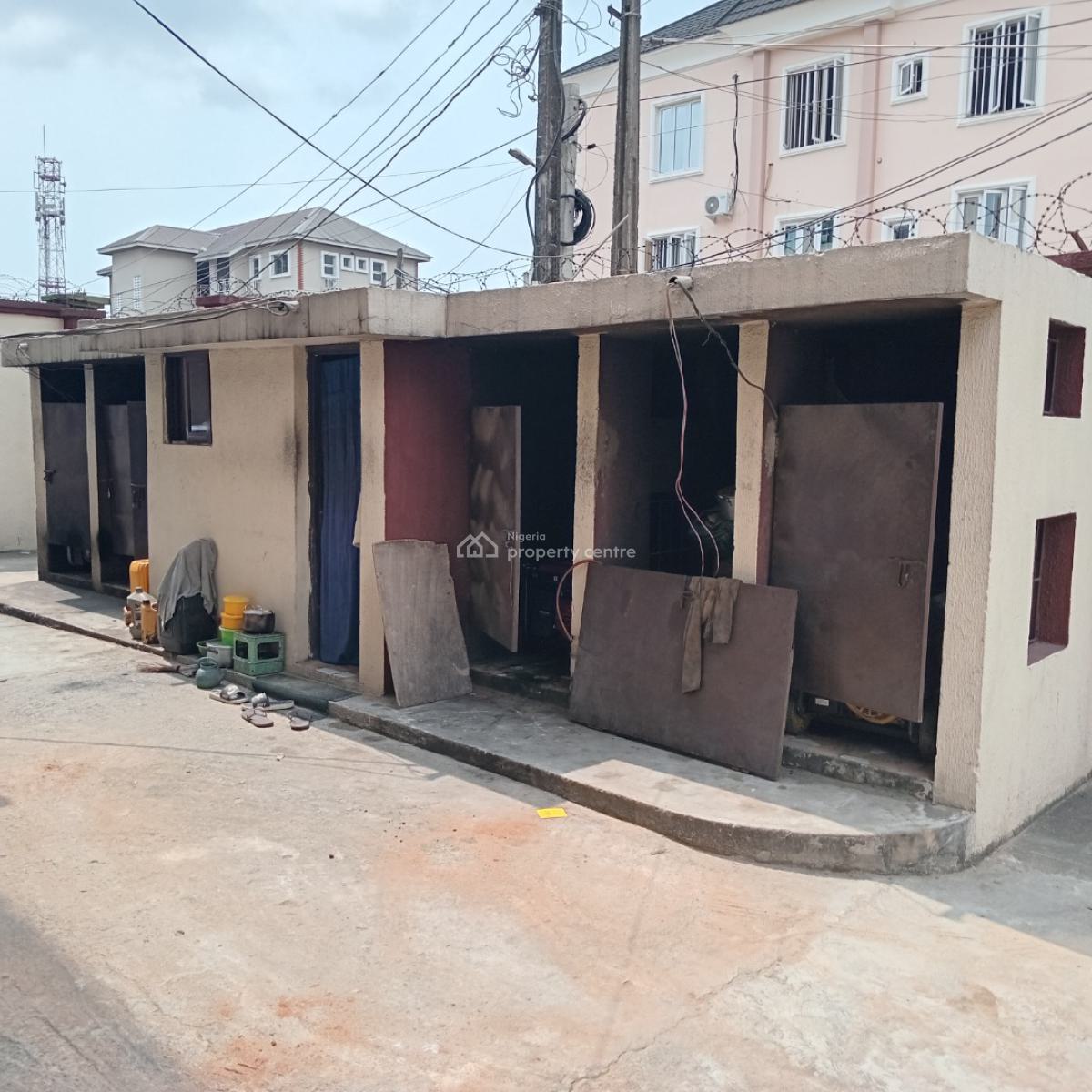 Block of 6 Units of 2-bedroom Flats Situated on a 550 Sqm, 4 Moleye Street, Yaba, Lagos, House for Sale