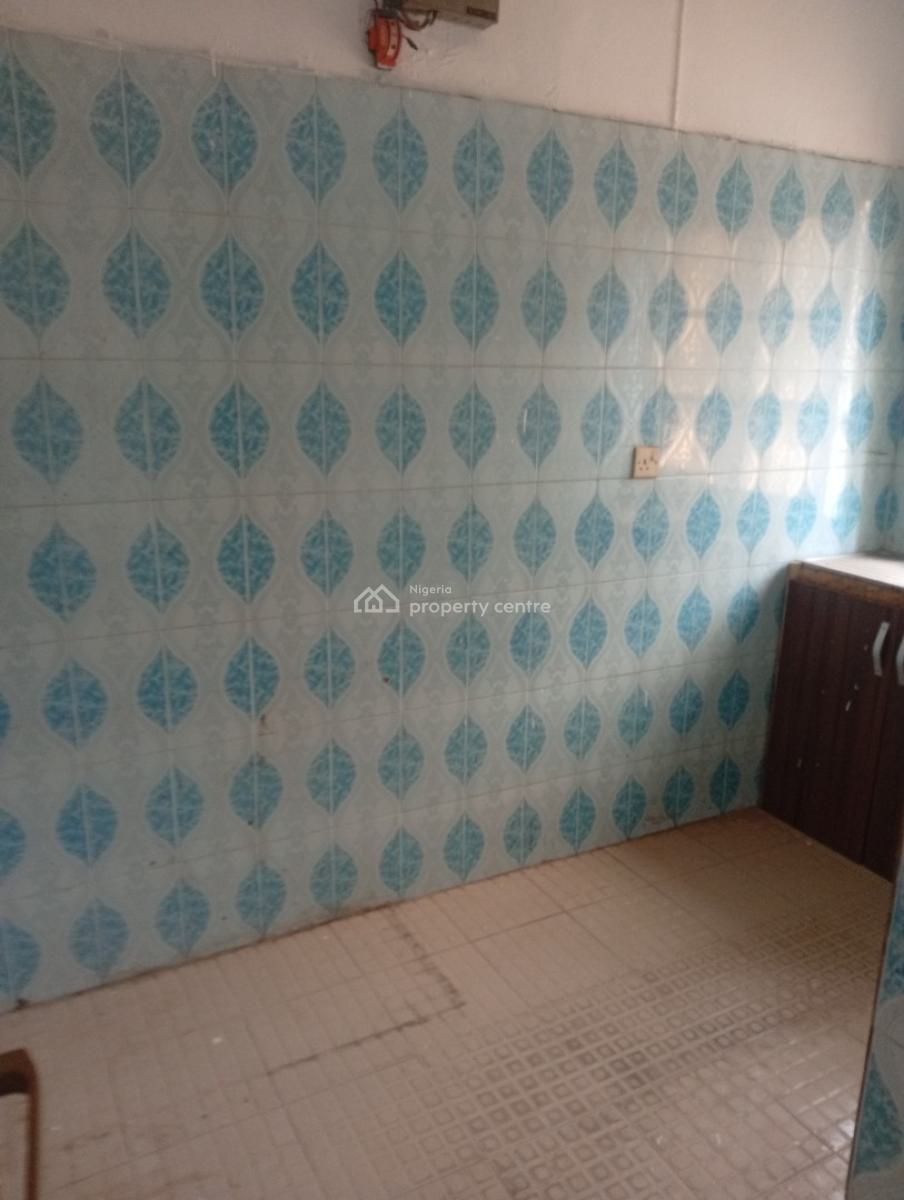 Executive  Mini Flat, Cele Bus Stop Alagbole, Ojodu Berger, Ojodu, Lagos, Mini Flat (room and Parlour) for Rent