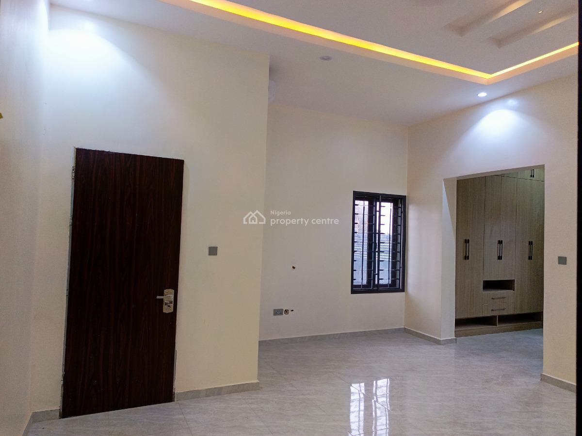 New Serviced 3 Bedroom Flat, Comes with Ac, Gas Cooker, Generator, Inv, Gaduwa By Vip Homes Estate, Gaduwa, Abuja, Flat / Apartment for Rent