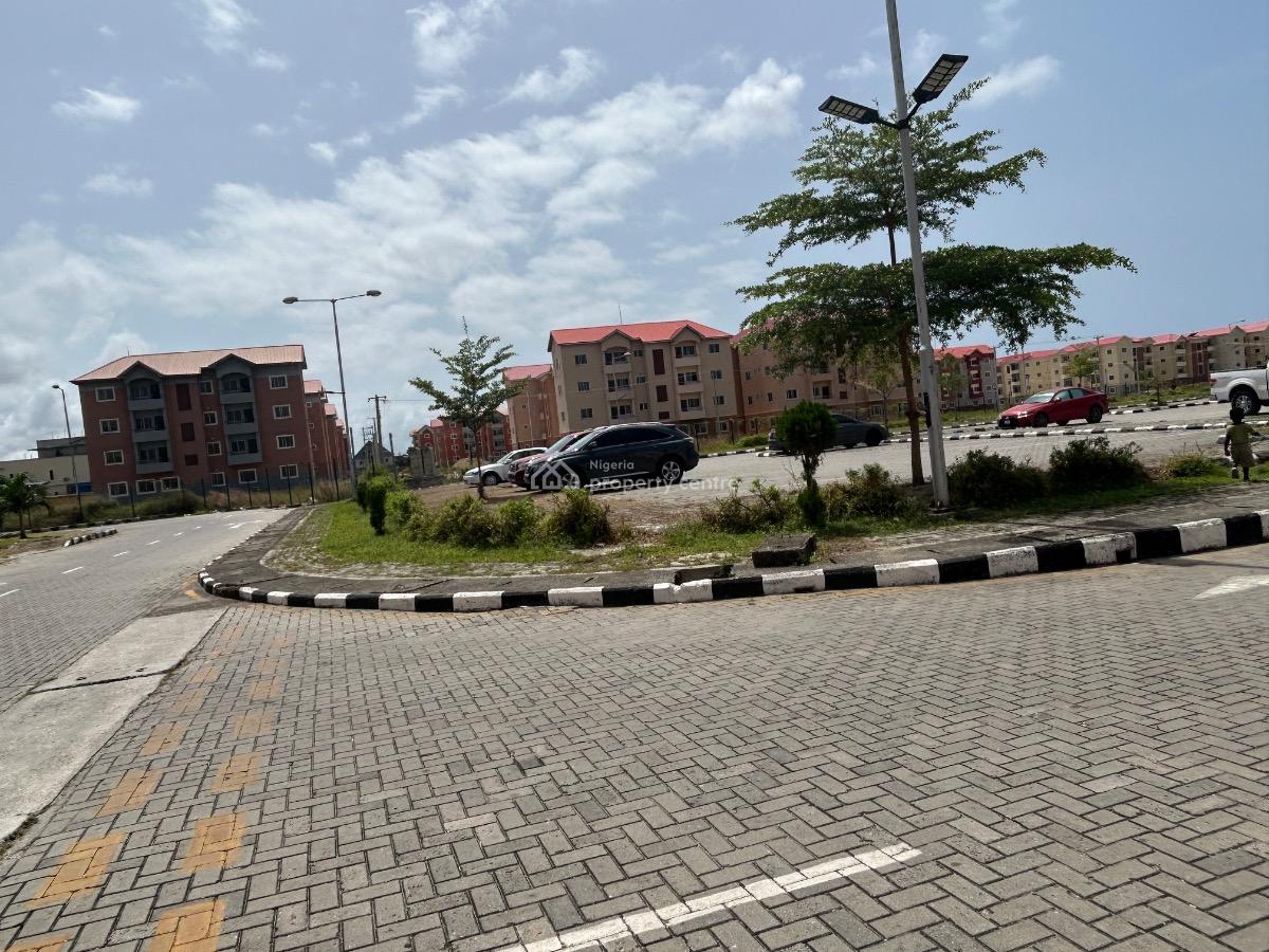 2 Bedroom Apartment, By Shoprite, Sangotedo, Ajah, Lagos, Flat / Apartment for Sale