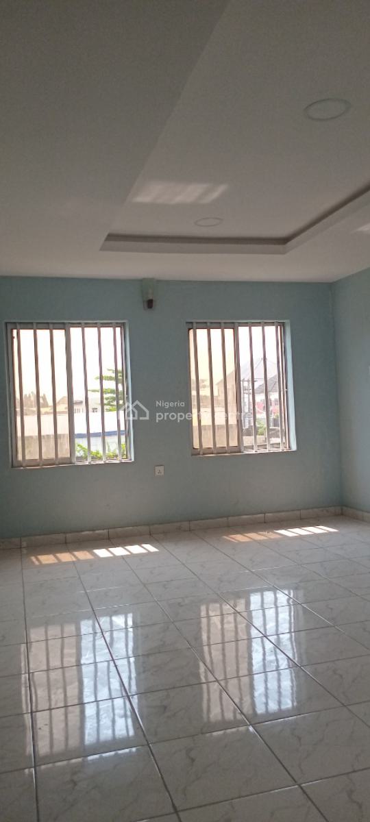 2 Bedroom Apartment, Off Mobil Road, Ilaje, Ajah, Lagos, Flat / Apartment for Rent