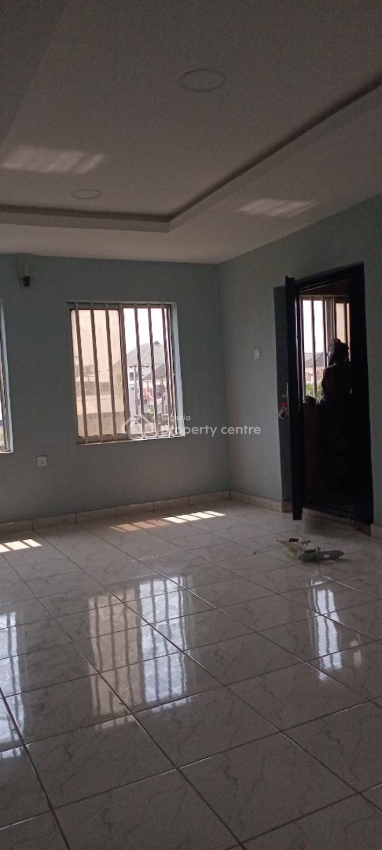 2 Bedroom Apartment, Off Mobil Road, Ilaje, Ajah, Lagos, Flat / Apartment for Rent