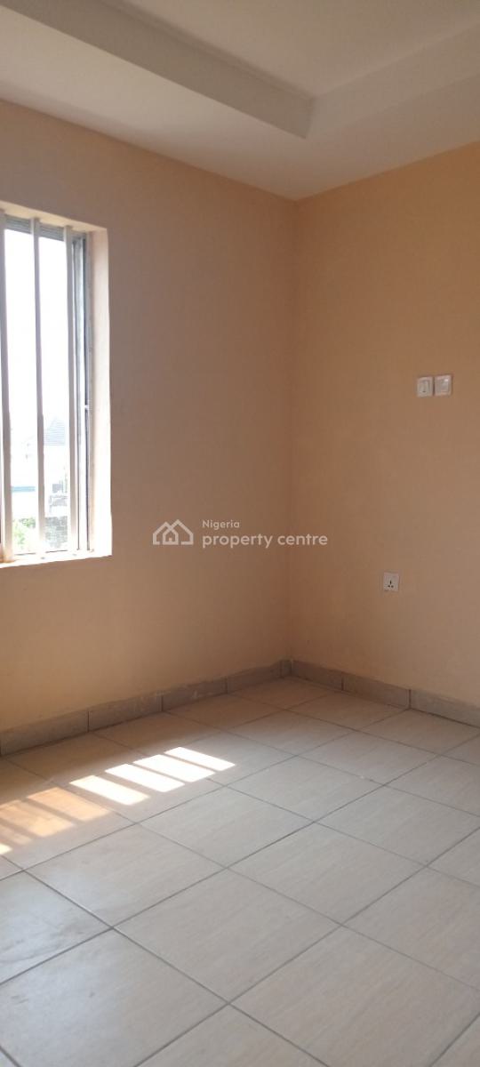 2 Bedroom Apartment, Off Mobil Road, Ilaje, Ajah, Lagos, Flat / Apartment for Rent