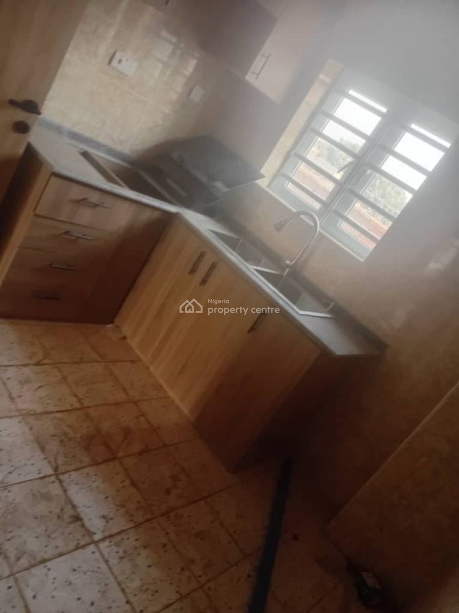 Excellent Spacious Brand New 2 Bedroom Apartment, By Area 1, Durumi, Abuja, Flat / Apartment for Rent