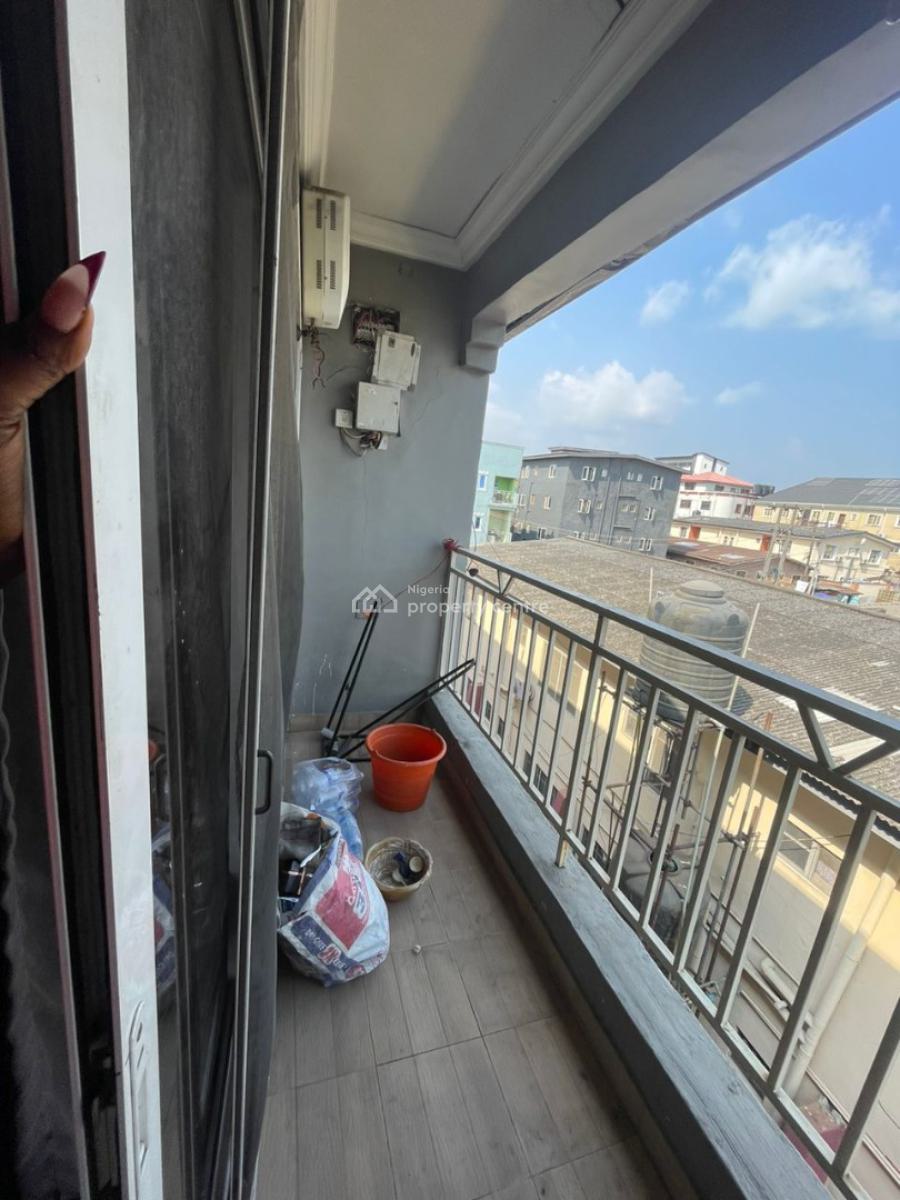 Furnished Self Contain, Johnson Street Onike Yaba Lagos, Onike, Yaba, Lagos, Self Contain (single Rooms) for Rent