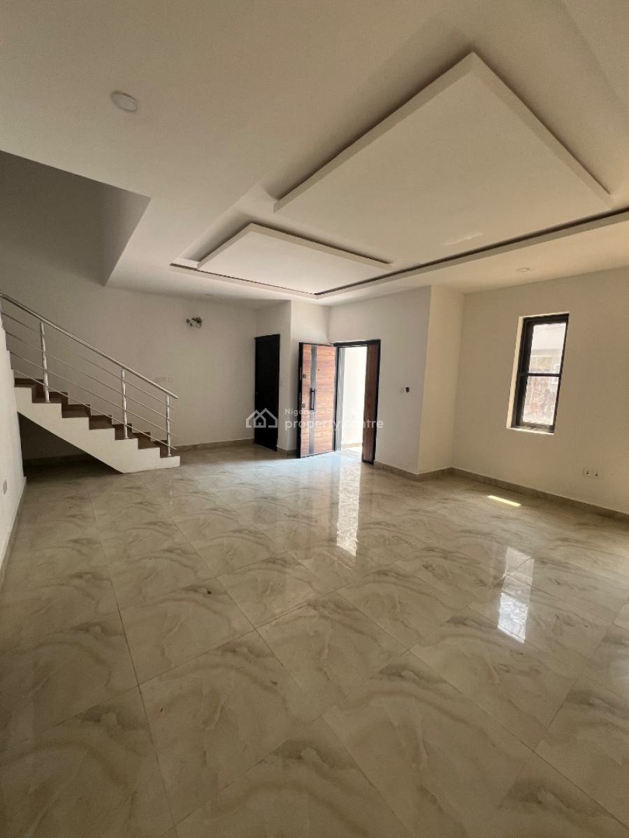 4 Bedroom Terrace with Amazing Facilities, Lekki Phase 1, Lekki, Lagos, Terraced Duplex for Sale