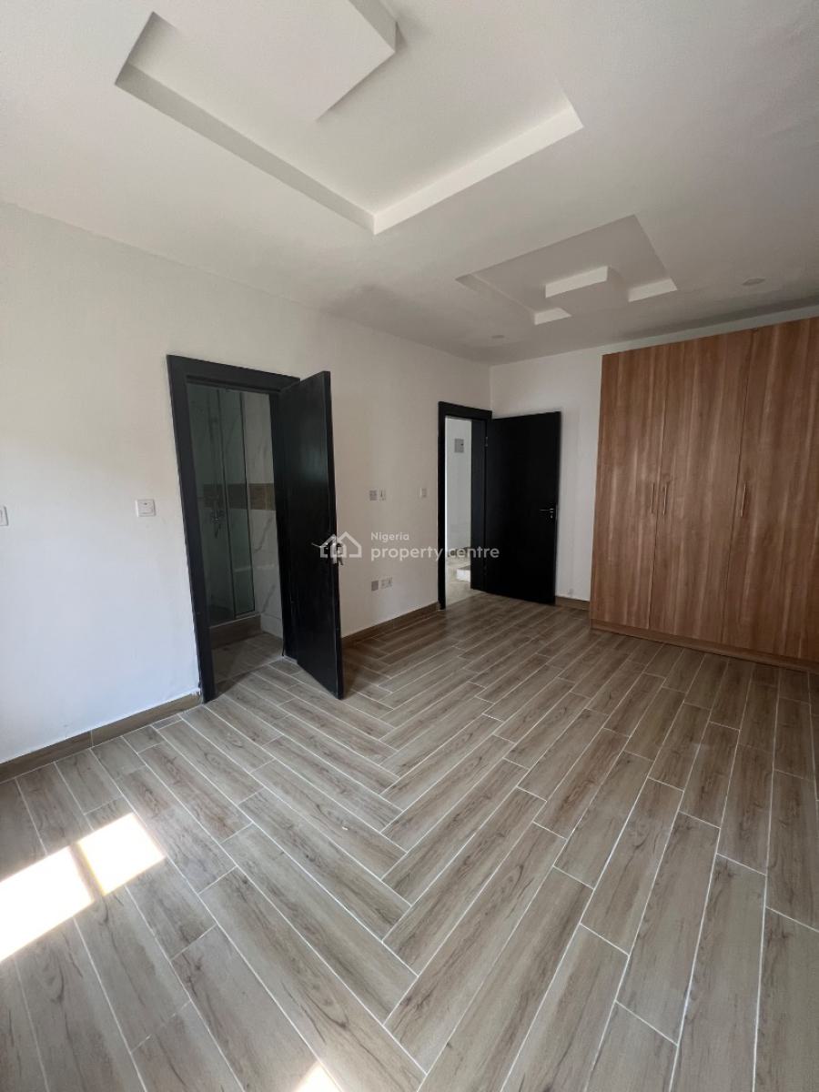 4 Bedroom Terrace with Amazing Facilities, Lekki Phase 1, Lekki, Lagos, Terraced Duplex for Sale
