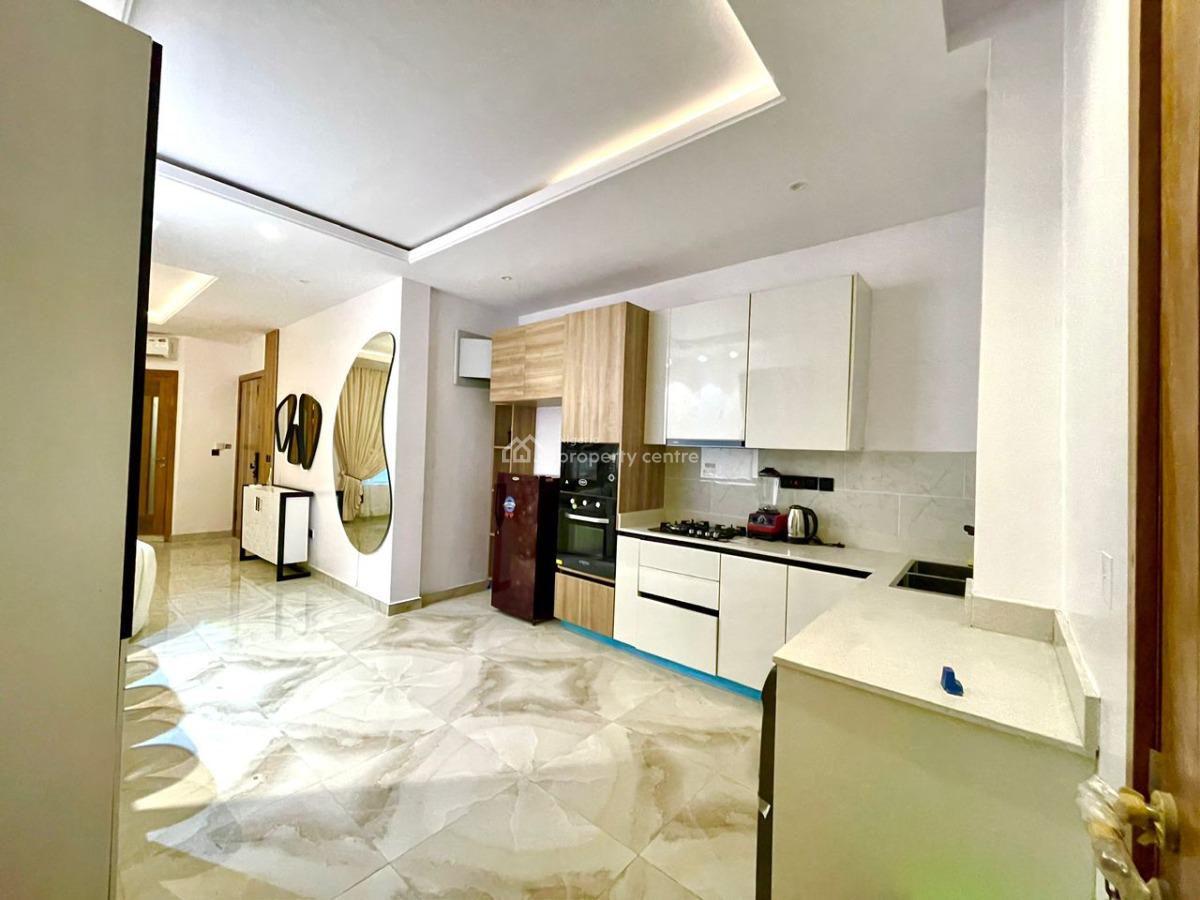 2 Bedroom Maisonette with Ps5 and Swimming Pool, Lekki Phase 1, Lekki, Lagos, Flat / Apartment Short Let