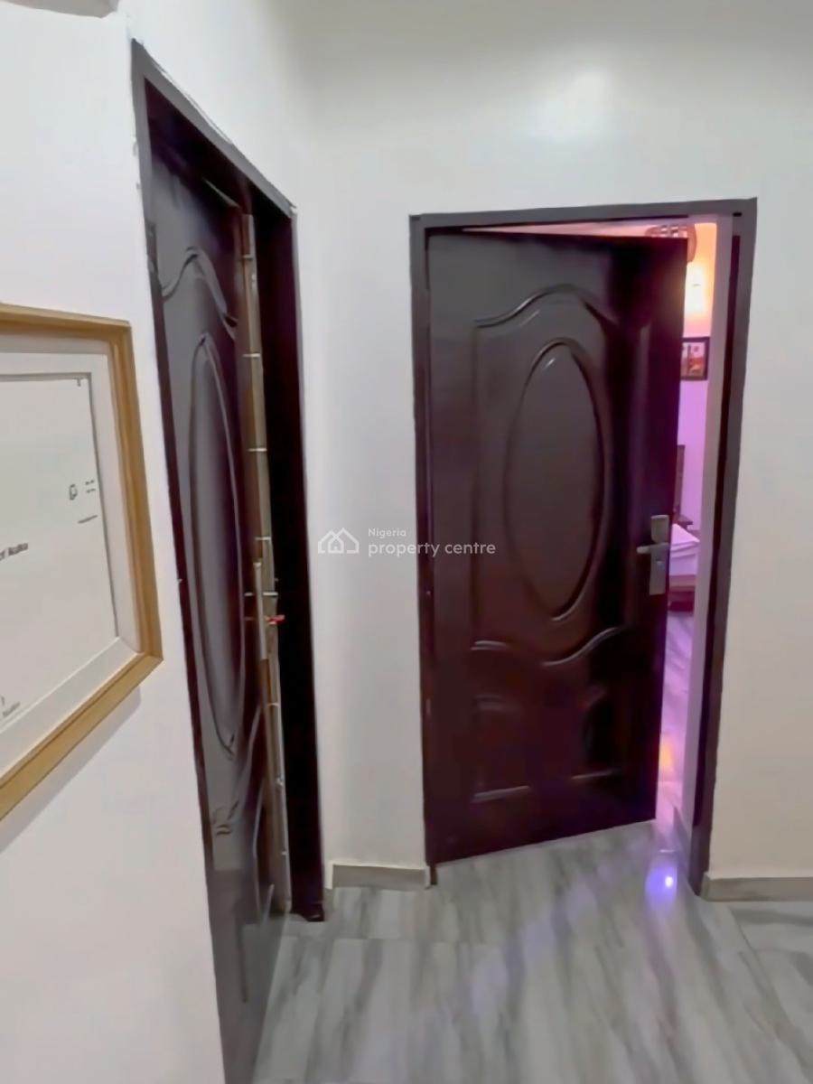 Furnished 2 Bedroom Apartment with Band a Electricity, Jahi, Abuja, Flat / Apartment for Rent