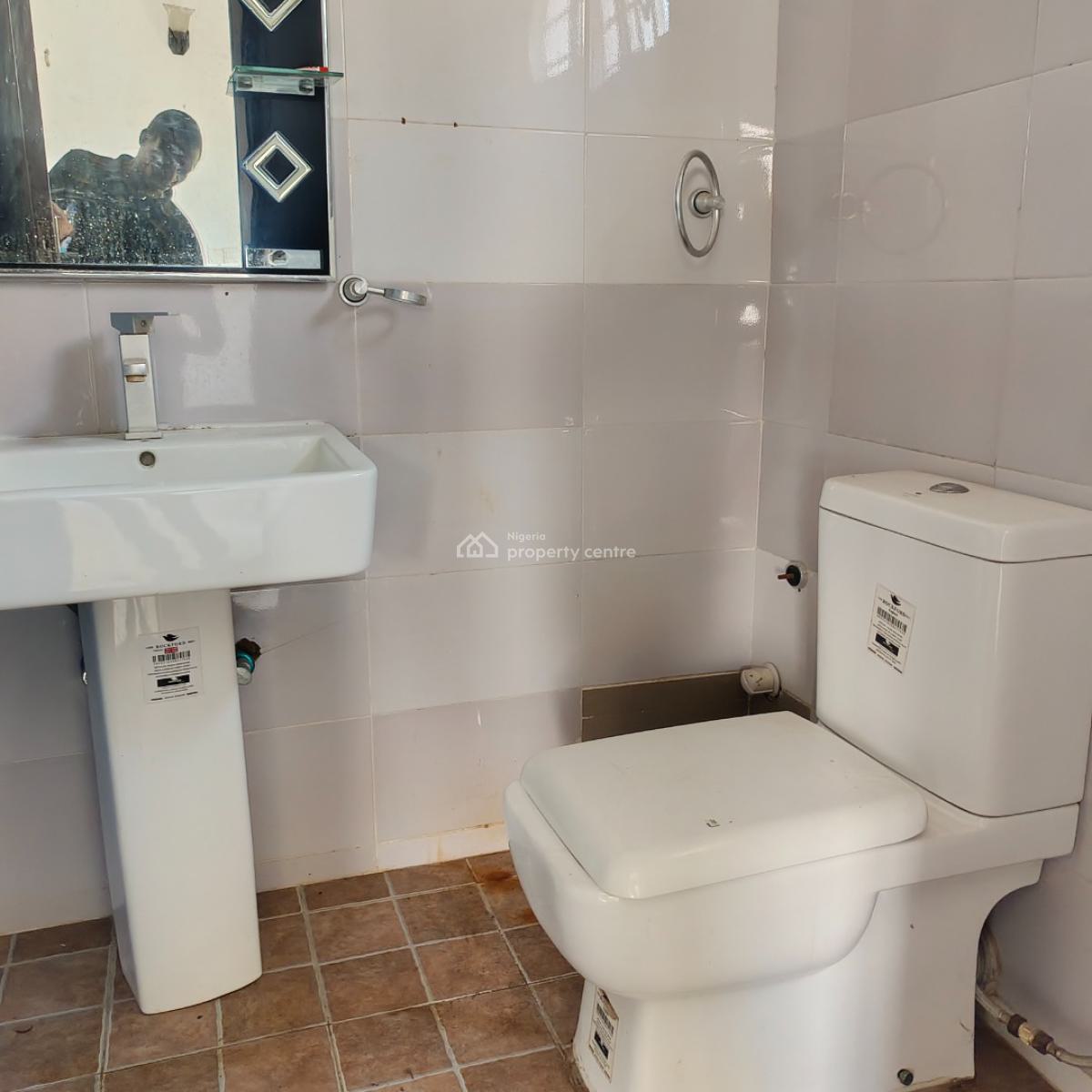 2 Bedroom, Off Chisco Bus Stop, Ikate Elegushi, Lekki, Lagos, Flat / Apartment for Rent