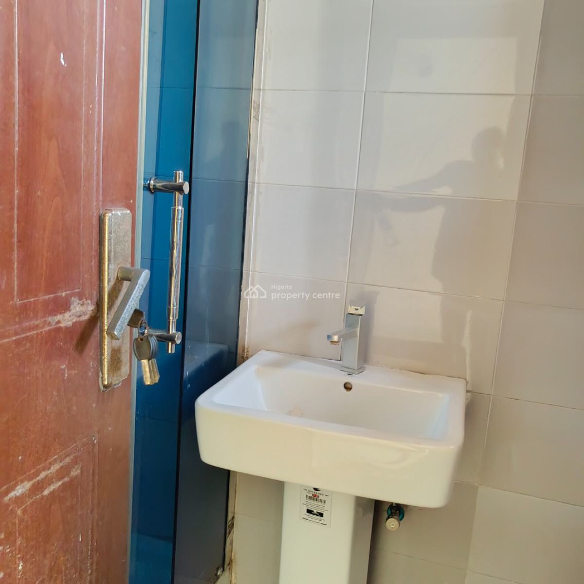 2 Bedroom, Off Chisco Bus Stop, Ikate Elegushi, Lekki, Lagos, Flat / Apartment for Rent