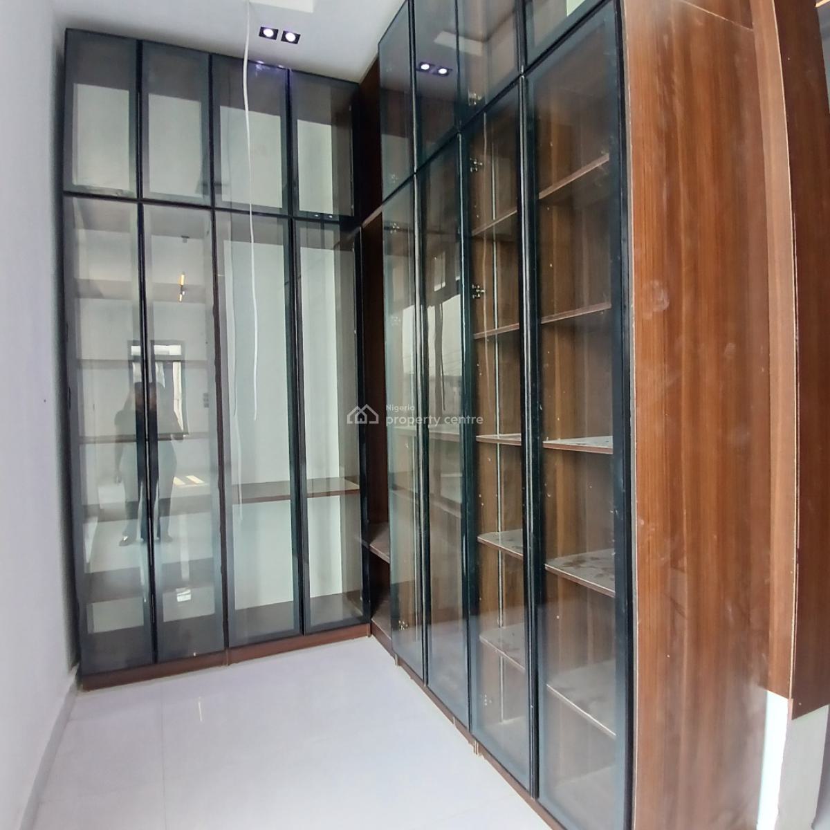 Standard  5 Bedroom Detached Duplex with Pool and Bq, Ajah, Lagos, Detached Duplex for Sale