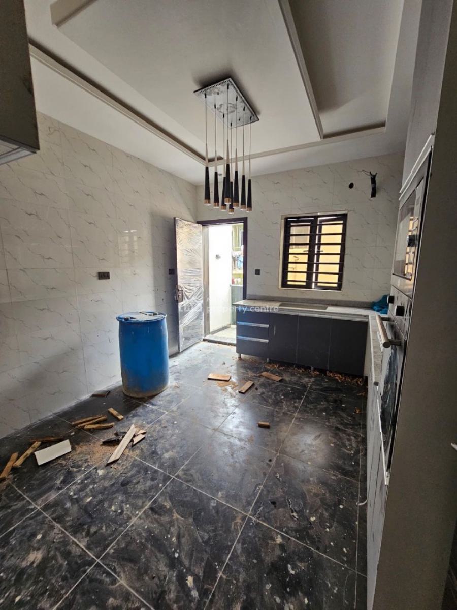 Lovely Built 5 Bedroom Terrace Duplex, Ajao Estate (9 Minutes From International Airport), Ikeja, Lagos, Terraced Duplex for Sale