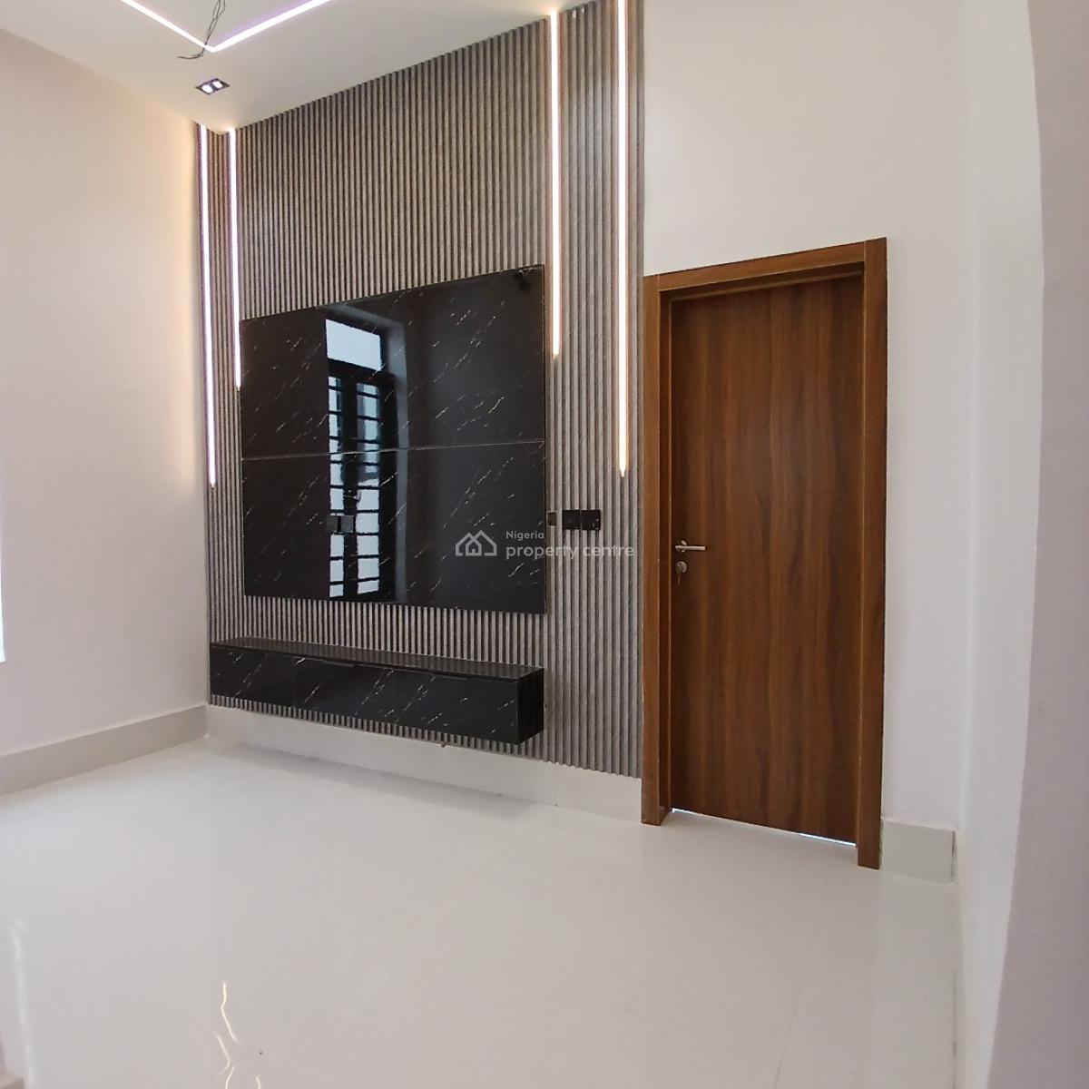 Lovely 4 Semi-detached Duplex with Bq,  Within an Estate, Lekki, Lagos, Semi-detached Duplex for Sale