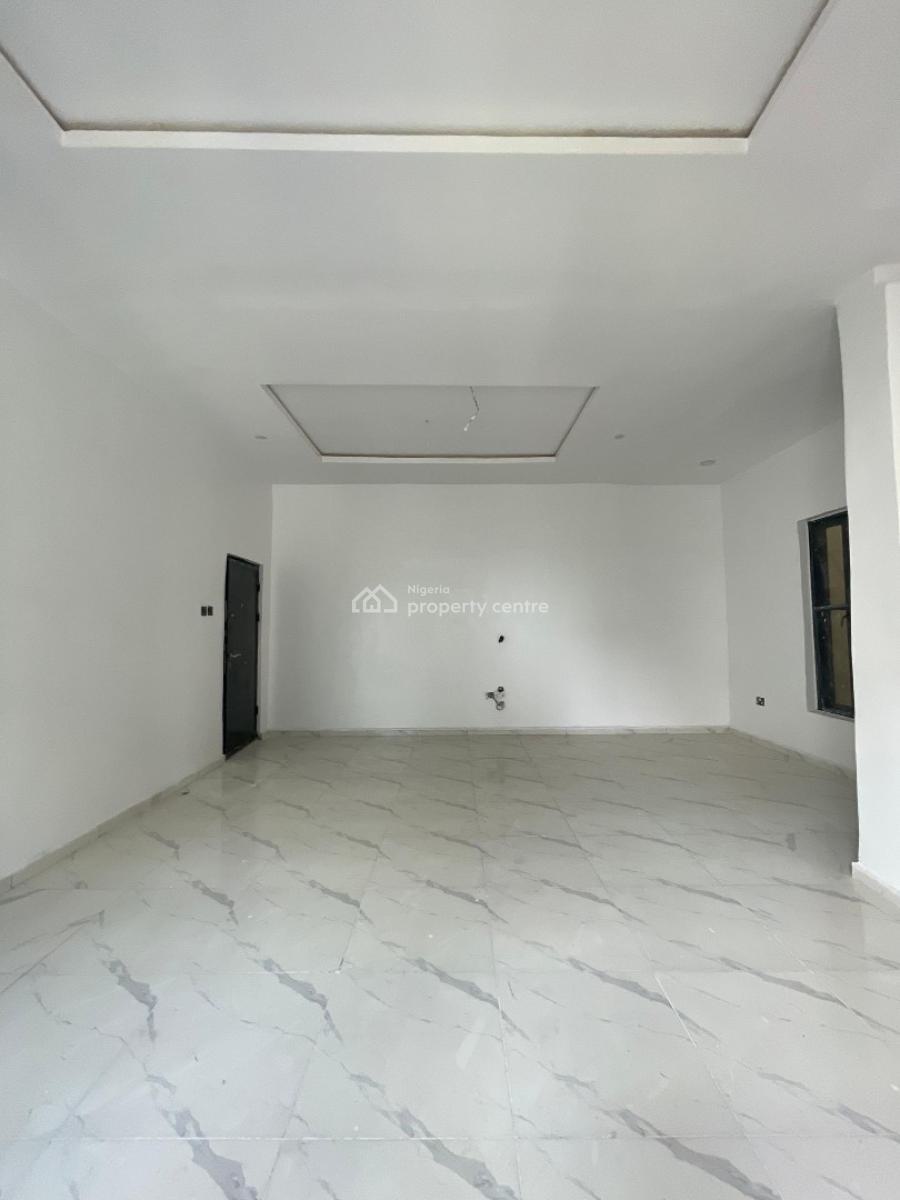 2 Bedroom Service Apartment with a Pool &gym, Lekki Phase 1 Freedom Way, Lekki, Lagos, Flat / Apartment for Rent