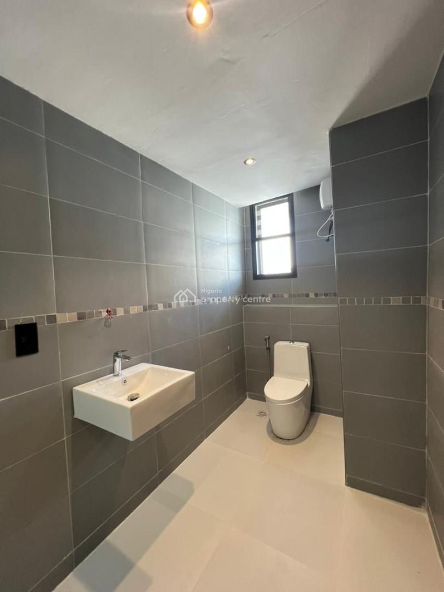 Luxury 3 Bedrooms Penthouse with a Bq, Richmond Pearl Estate Off Freedom Way Lekki Phase 1, Lekki, Lagos, House for Sale