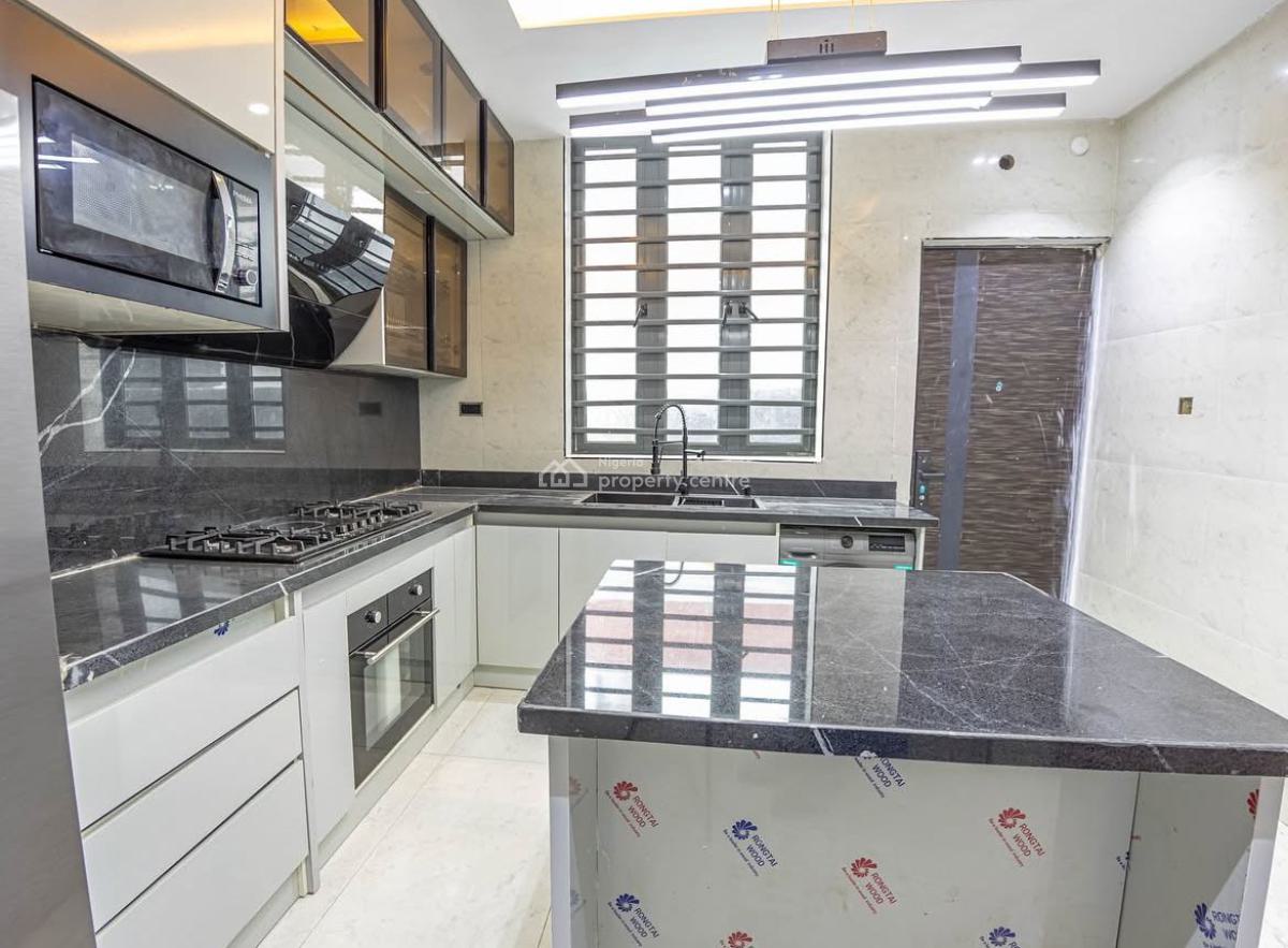 2 Nos 5 Bedroom Town Houses, Lekki Phase 1, Lekki, Lagos, Detached Duplex for Sale