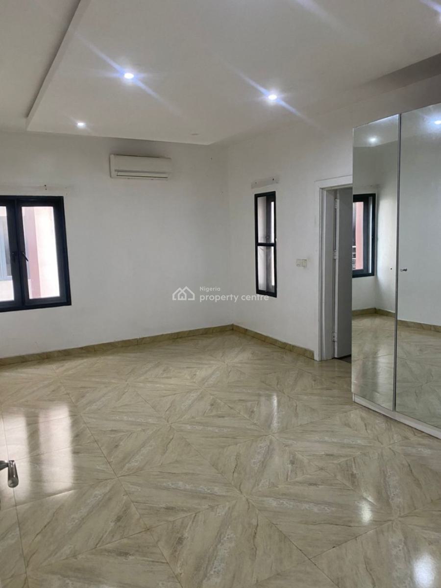 Fully Service 3 Bedroom Apartment with Bq, Lekki Right Hand Side, Lekki Phase 1, Lekki, Lagos, House for Rent